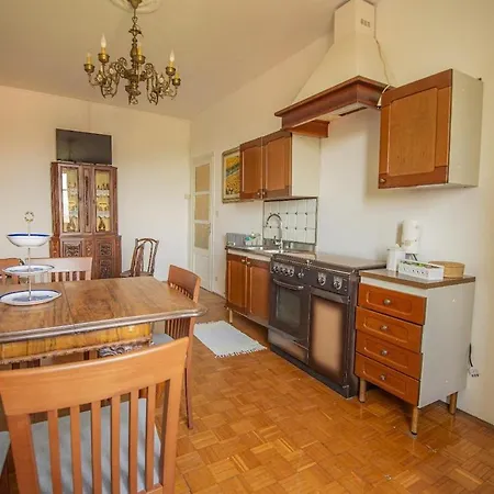 Princess 아파트 *